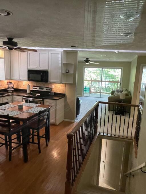 Cozy, Lake Lanier Property With Amazing Views Villa Dawsonville Bagian luar foto