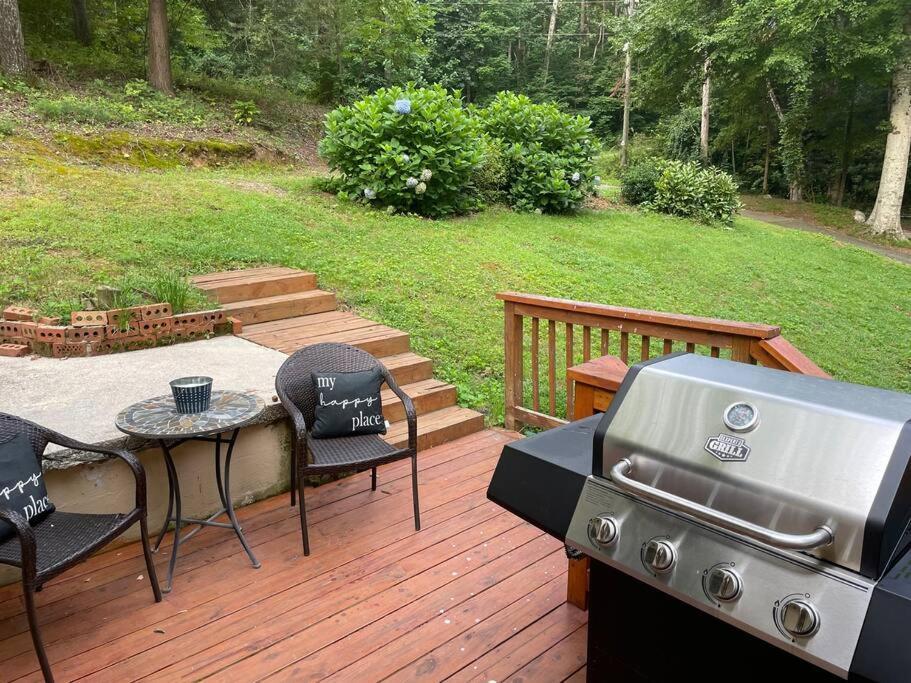Cozy, Lake Lanier Property With Amazing Views Villa Dawsonville Bagian luar foto