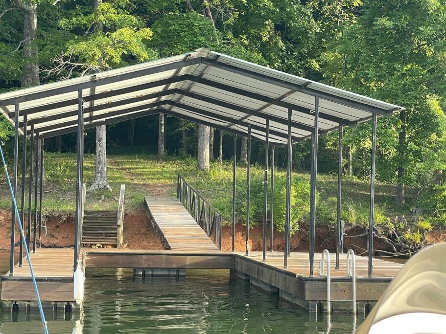 Cozy, Lake Lanier Property With Amazing Views Villa Dawsonville Bagian luar foto